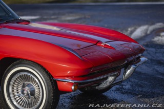 Chevrolet Corvette C2 327 cu in (5.4 L) 1964