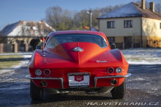 Chevrolet Corvette C2 327 cu in (5.4 L) 1964