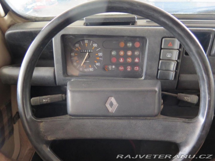 Renault 4 R4 TL,při prodeji nová ST 1985