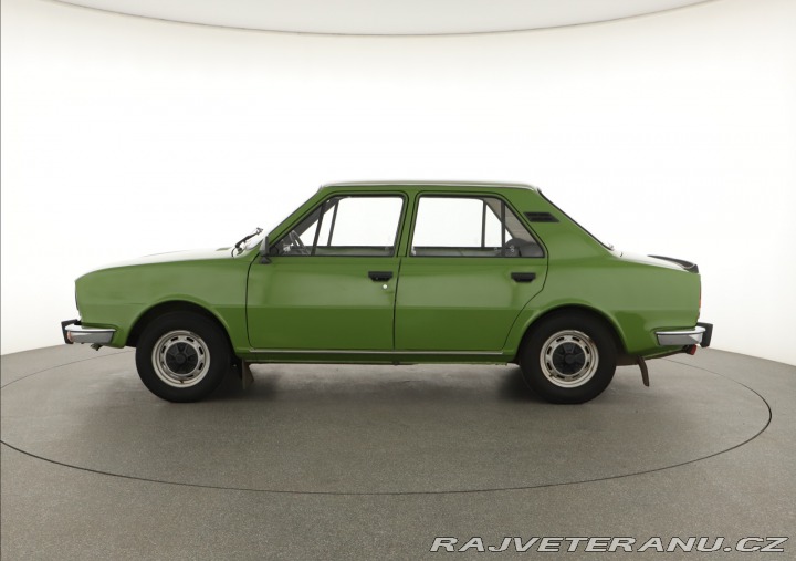 Škoda 105 1983