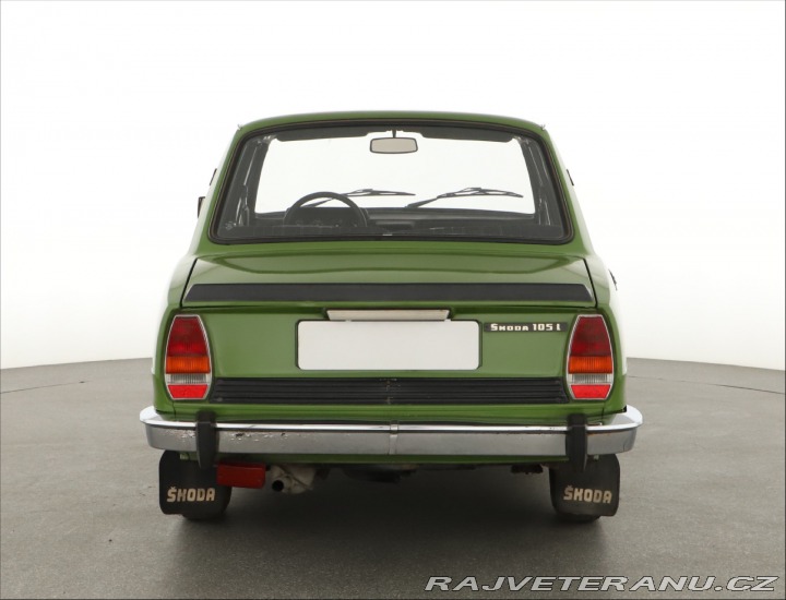 Škoda 105 1983