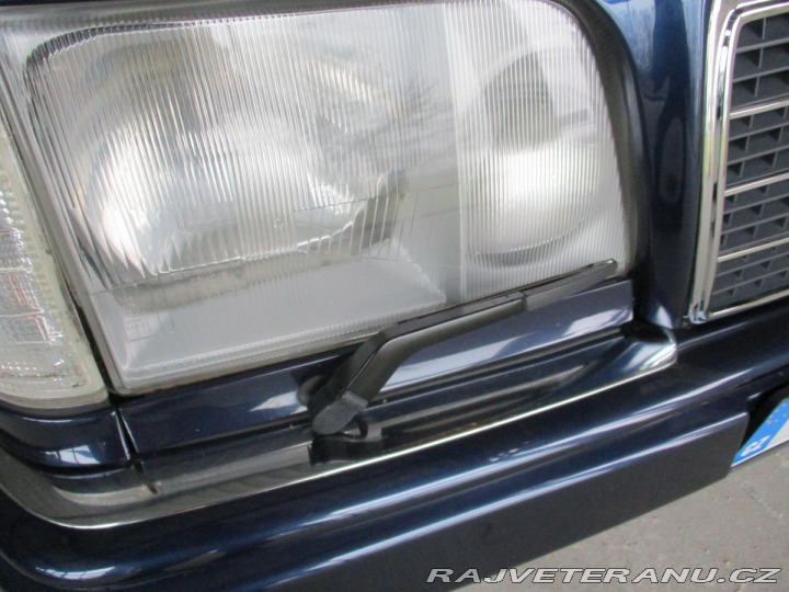 Mercedes-Benz 320 124 E320 Cabrio Automat, 1994