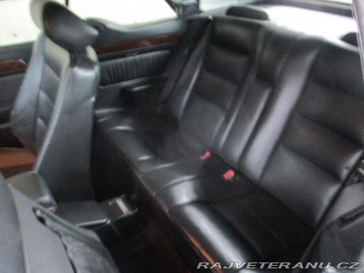 Mercedes-Benz 320 124 E320 Cabrio Automat, 1994