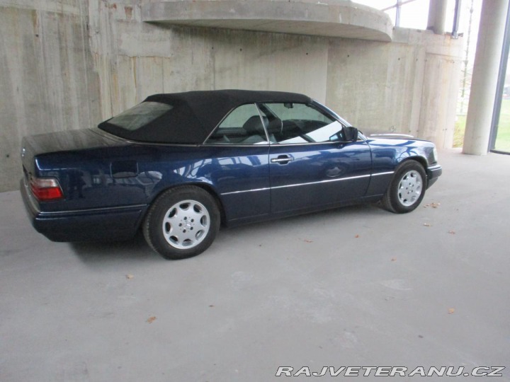 Mercedes-Benz 320 124 E320 Cabrio Automat, 1994