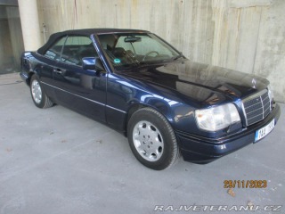 Mercedes-Benz 320 124 E320 Cabrio Automat, 1994
