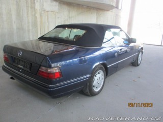 Mercedes-Benz 320 124 E320 Cabrio Automat, 1994