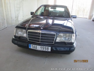 Mercedes-Benz 320 124 E320 Cabrio Automat, 1994