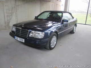 Mercedes-Benz 320 124 E320 Cabrio Automat, 1994