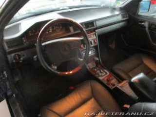 Mercedes-Benz 320 124 E320 Cabrio Automat, 1994