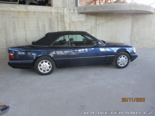 Mercedes-Benz 320 124 E320 Cabrio Automat, 1994