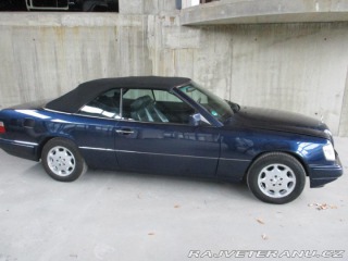 Mercedes-Benz 320 124 E320 Cabrio Automat, 1994
