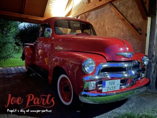 Chevrolet 3100 3600 unikátní renovce