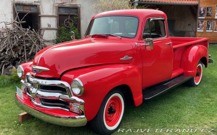 Chevrolet 3100 3600 unikátní renovce 1955