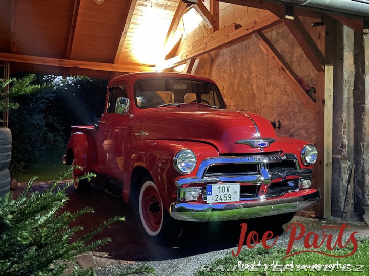 Chevrolet 3100 3600 unikátní renovce 1955