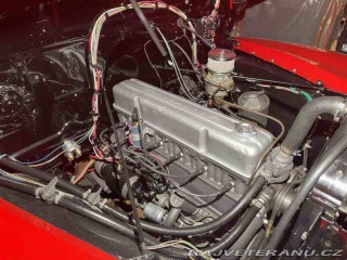 Chevrolet 3100 3600 unikátní renovce 1955