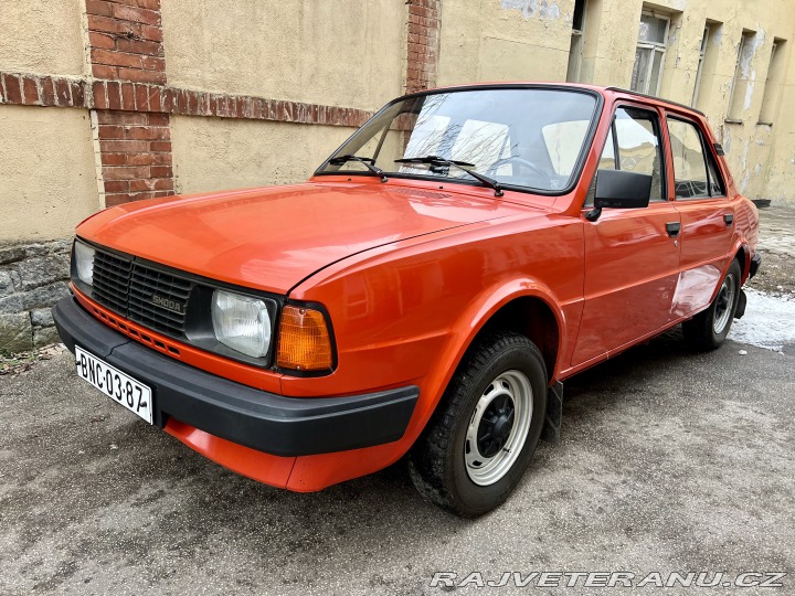 Škoda 105  1983