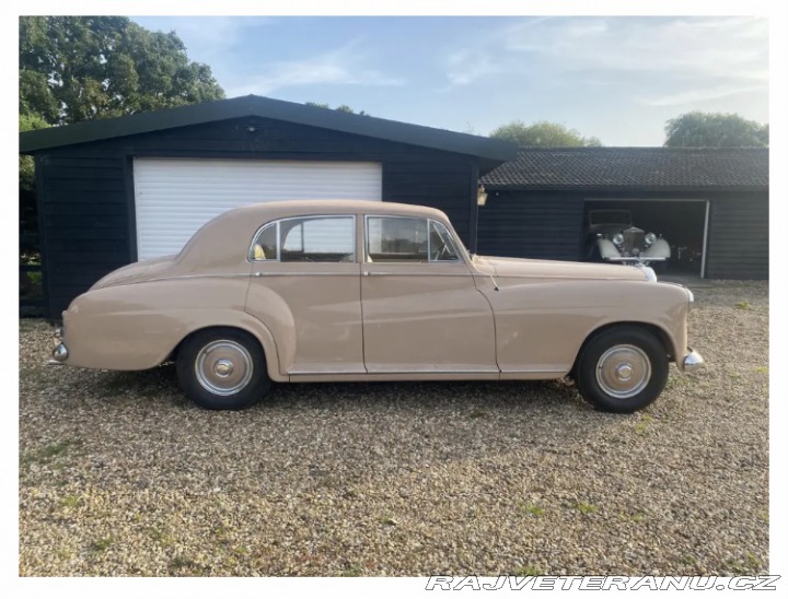Bentley Ostatní modely James Young R Type 1954