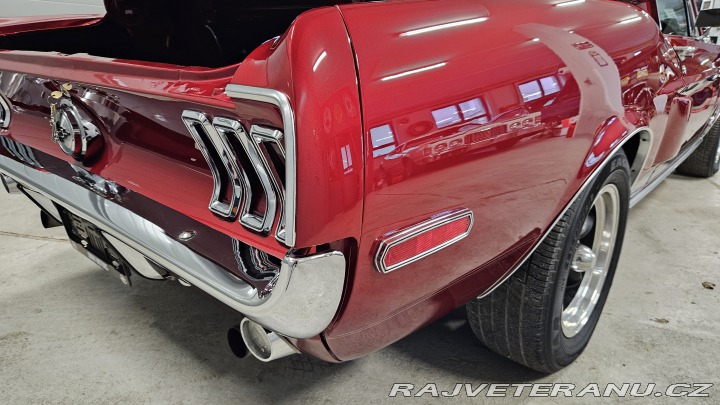 Ford Mustang 289 V8, 4-speed manuál 1968