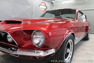 Ford Mustang 289 V8, 4-speed manuál 1968