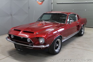 Ford Mustang 289 V8, 4-speed manuál 1968