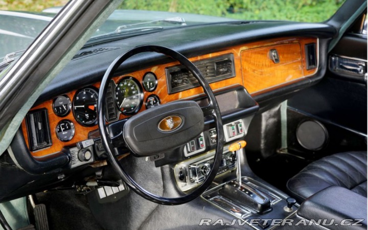 Jaguar XJ 1975