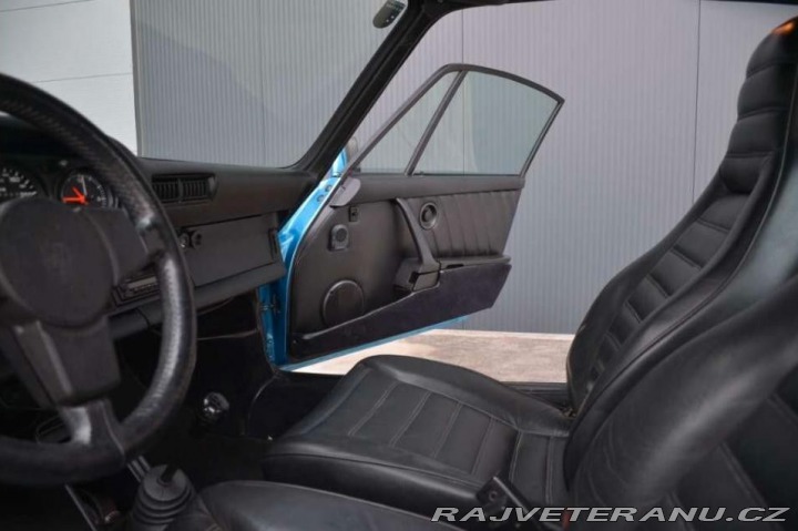 Porsche 911 Carrera 1975