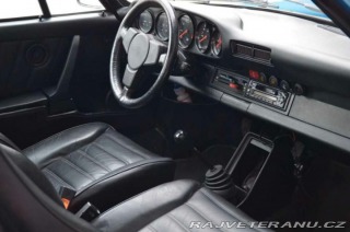 Porsche 911 Carrera 1975