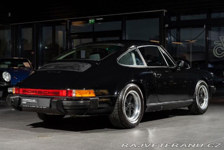 Porsche 911 Carrera 1976