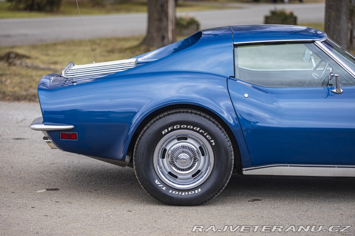 Chevrolet Corvette C3 350 cui 1971