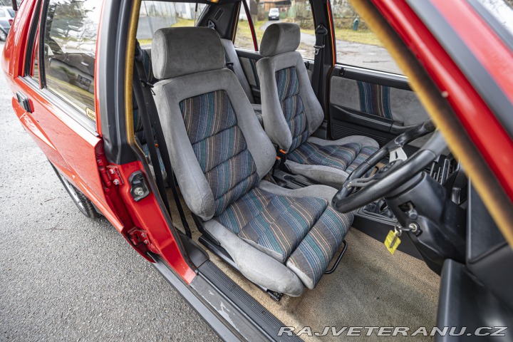 Lancia Delta Integrale HF RHD 1989