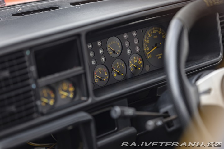 Lancia Delta Integrale HF RHD 1989
