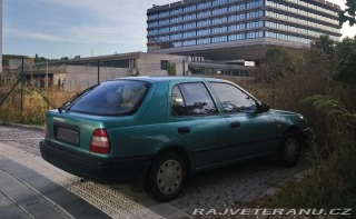 Nissan Sunny Sunny 1.4LX 1995