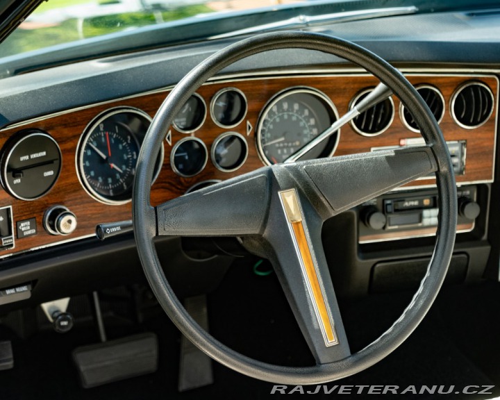 Pontiac Grand Prix  1976