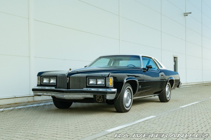 Pontiac Grand Prix  1976