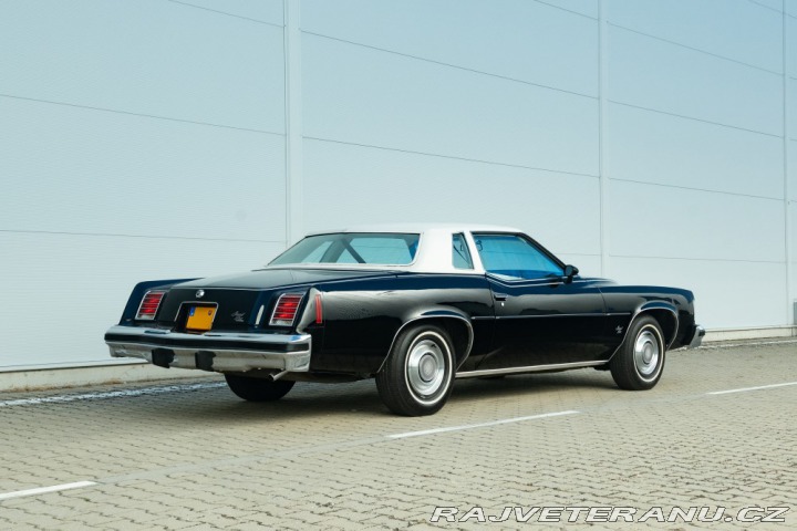 Pontiac Grand Prix  1976