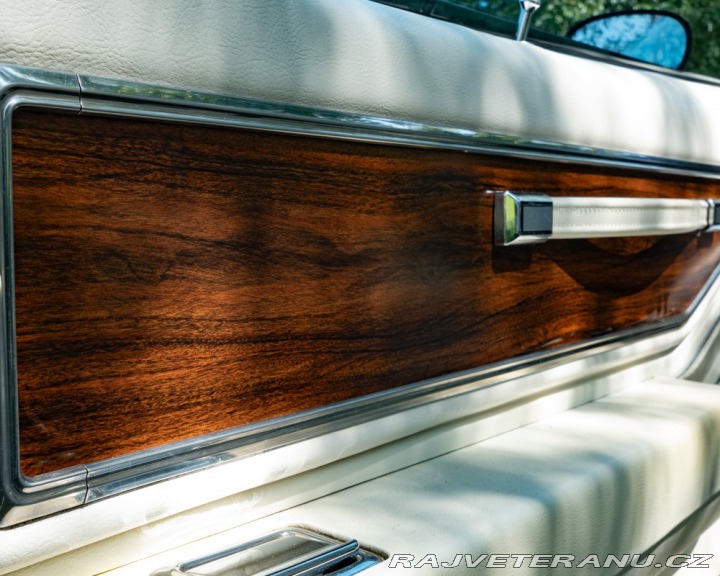 Pontiac Grand Prix  1976