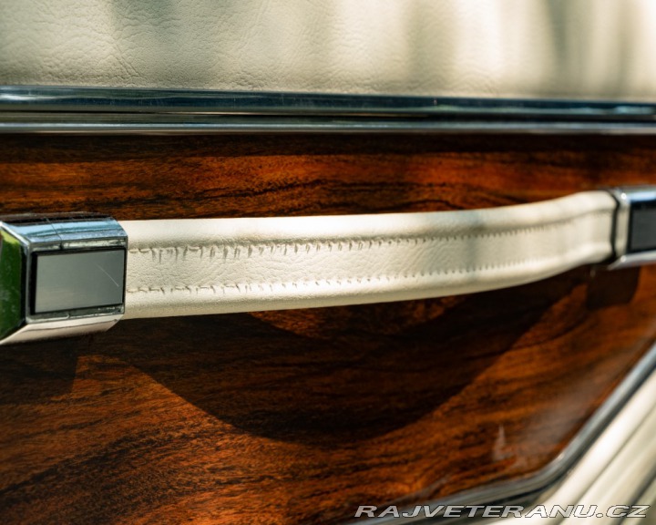 Pontiac Grand Prix  1976