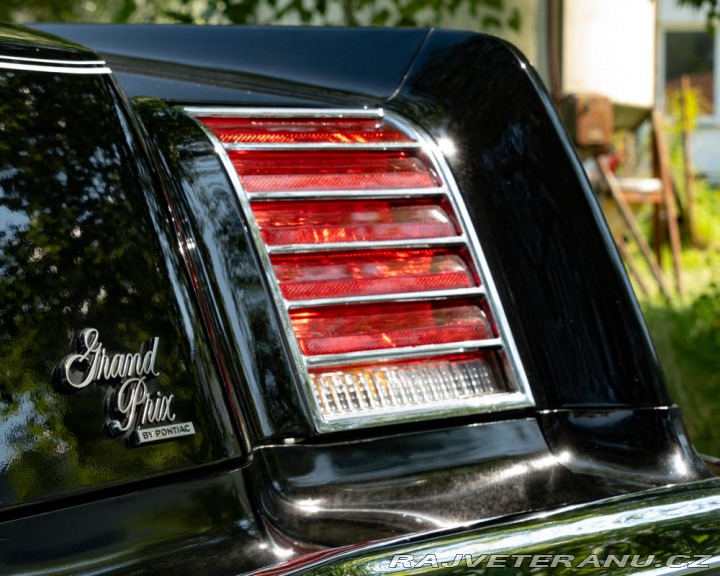 Pontiac Grand Prix  1976