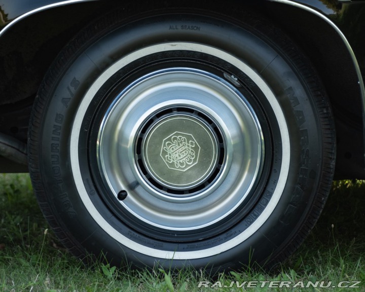 Pontiac Grand Prix  1976