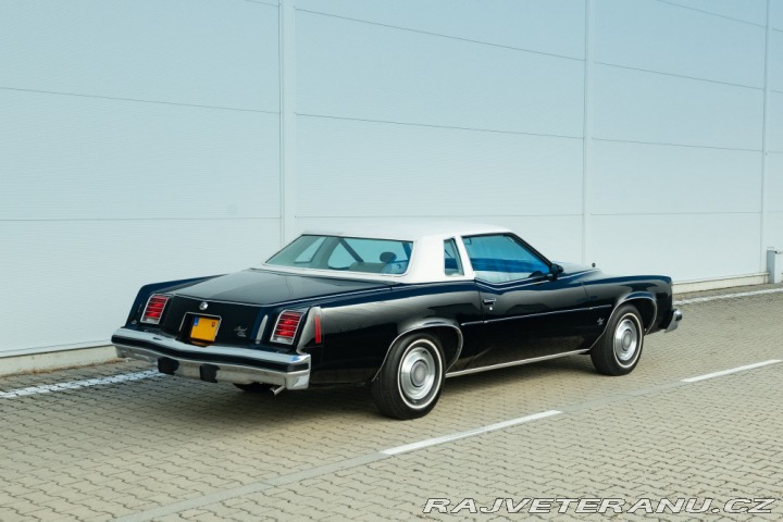 Pontiac Grand Prix  1976