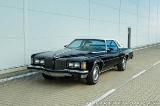 Pontiac Grand Prix  1976