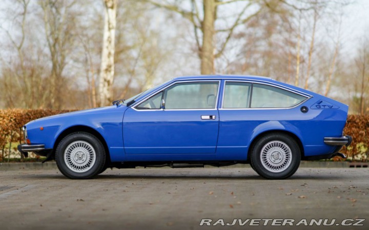 Alfa Romeo Alfetta GTV 1976