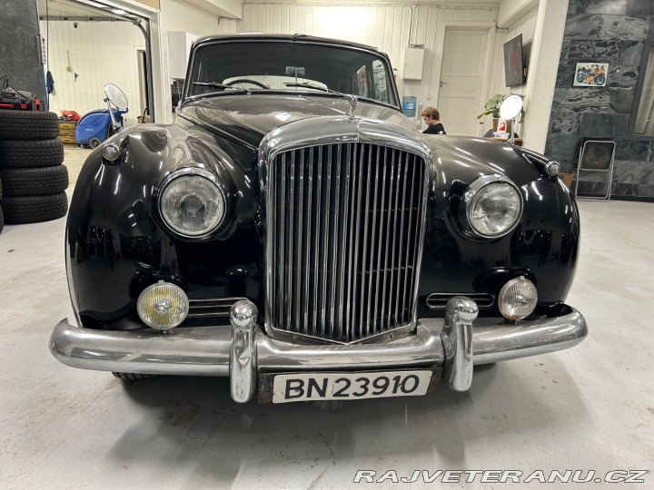 Bentley S1 1956