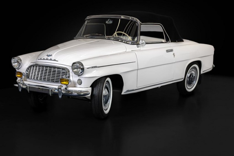 Škoda 450 