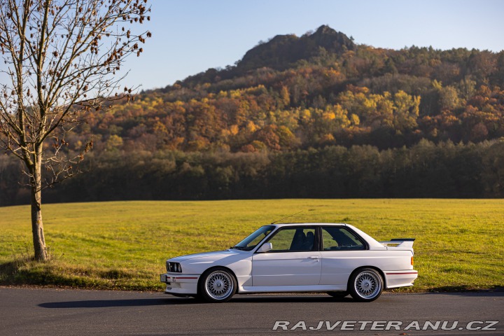 BMW M3 E30 1987