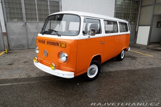 Volkswagen T2 Bus 8-místní