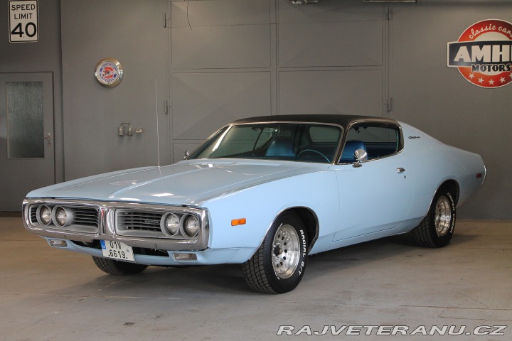 Dodge Charger 318 V8 REZERVACE 1972