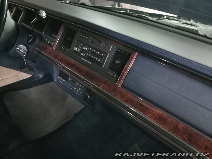 Lincoln Town Car 9HM 1992