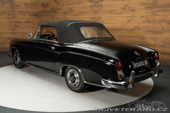 Mercedes-Benz 220 S Convertible 1957