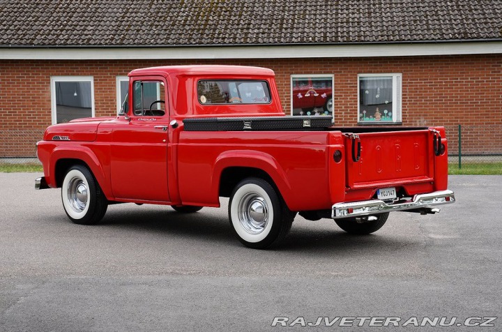 Ford F F-100 Custom Cab 1957